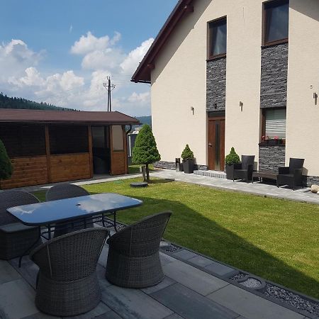 Apartman Art Zuberec Buitenkant foto